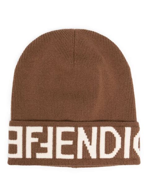 Wool beanie Fendi Beige size M International in Wool 